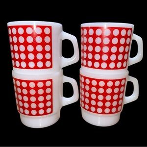 TERMOCRISA MILK GLASS MUGS